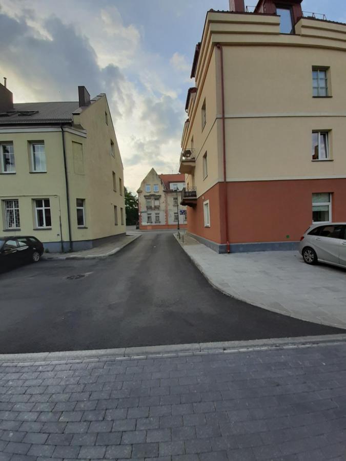 Cosy Park Apartment, Free Parking, Self-Check-In Клайпеда Екстериор снимка